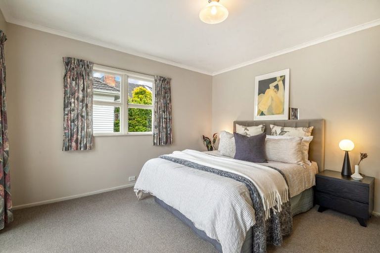 Photo of property in 1/95 Sylvan Avenue, Northcote, Auckland, 0627