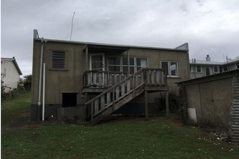 Photo of property in 110 Hurndall Street East, Maungaturoto, 0520