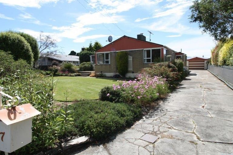 Photo of property in 7 Aitken Place, Mosgiel, 9024