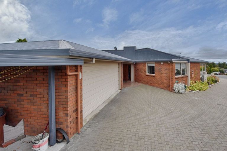 Photo of property in 15 Aotea Crescent, Gore, 9710