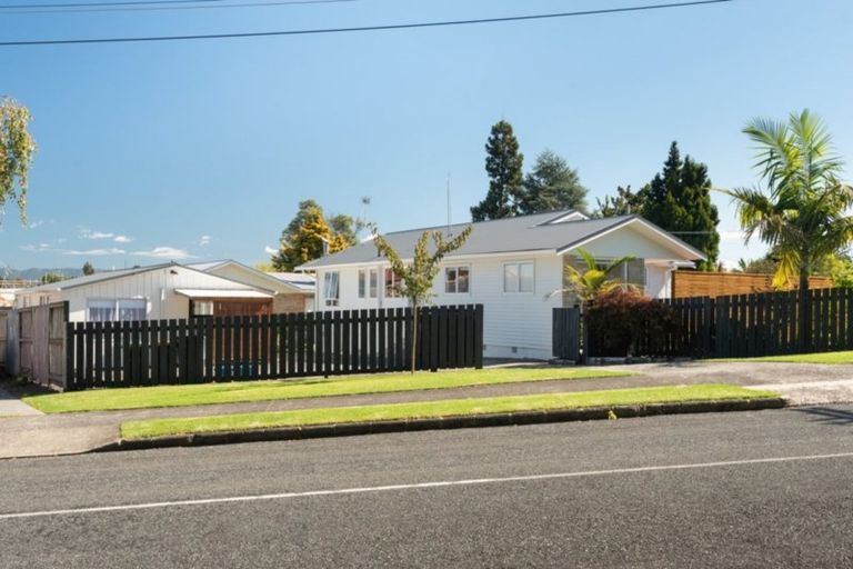 Photo of property in 2 Linton Crescent, Matua, Tauranga, 3110