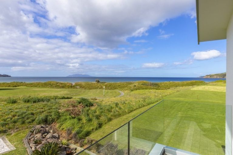 Photo of property in 37 Kewai Street, Omaha, 0986