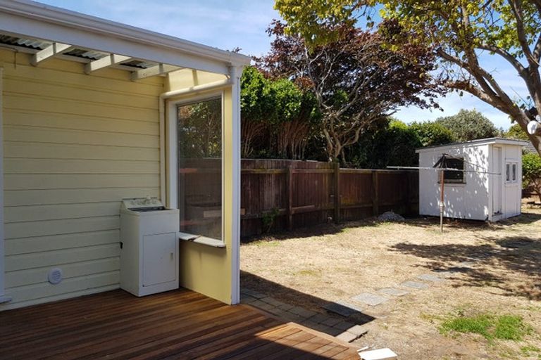 Photo of property in 58 Rotherham Terrace, Miramar, Wellington, 6022