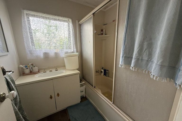 Photo of property in 2/29 Avis Avenue, Papatoetoe, Auckland, 2025