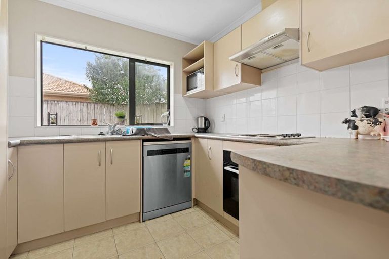 Photo of property in 4 Prado Drive, Pukekohe, 2120