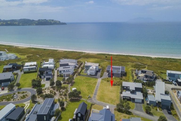 Photo of property in 27 Inanga Lane, Omaha, 0986