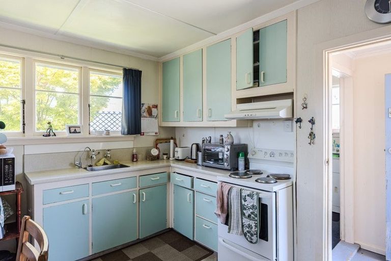 Photo of property in 27 Sandringham Street, Oamaru North, Oamaru, 9400