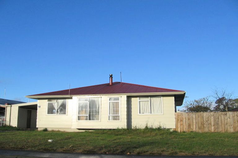 Photo of property in 37 Cartier Crescent, Flaxmere, Hastings, 4120