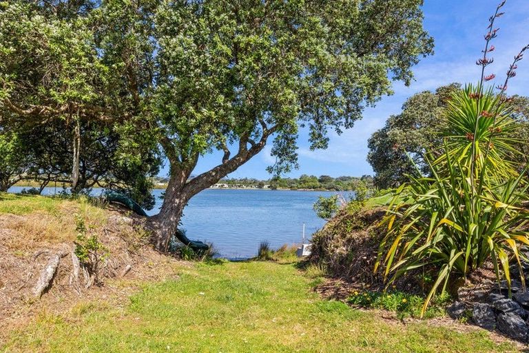 Photo of property in 15 Insley Street, Mangawhai, 0505