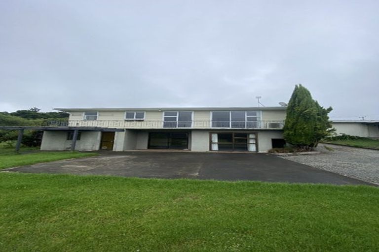 Photo of property in 281 Riverhead Road, Riverhead, 0892