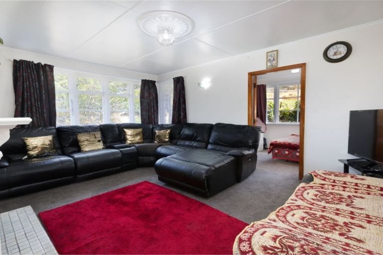 Photo of property in 69 Kotuku Street, Elsdon, Porirua, 5022