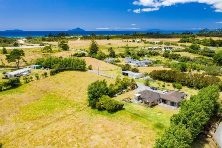 Photo of property in 60 Uretiti Road, Waipu, 0582