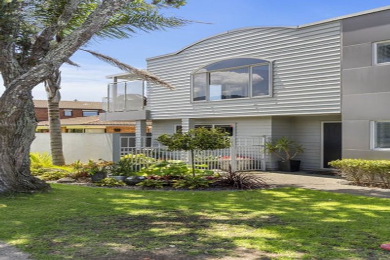 Photo of property in 1 Rita Street, Mount Maunganui, 3116