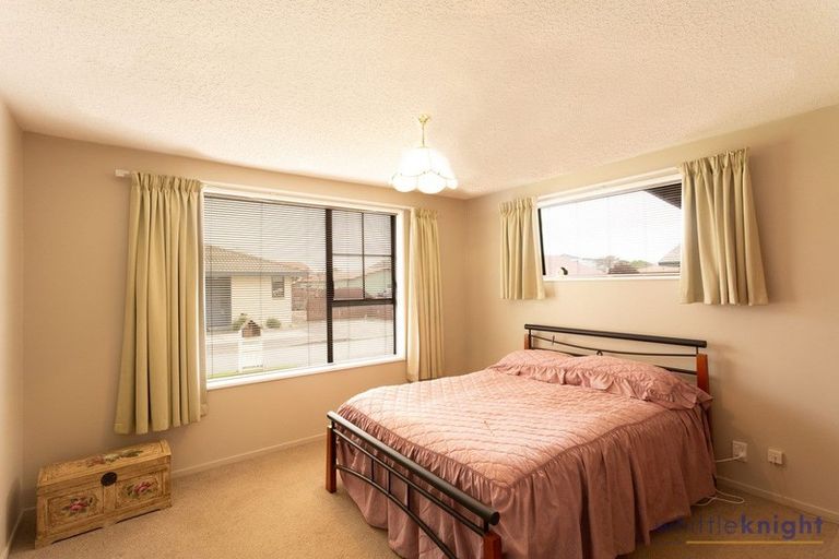 Photo of property in 12 Flaxwood Lane, Waltham, Christchurch, 8023