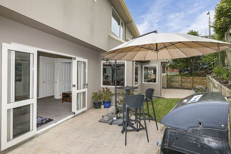 Photo of property in 24 Waverton Terrace, Churton Park, Wellington, 6037