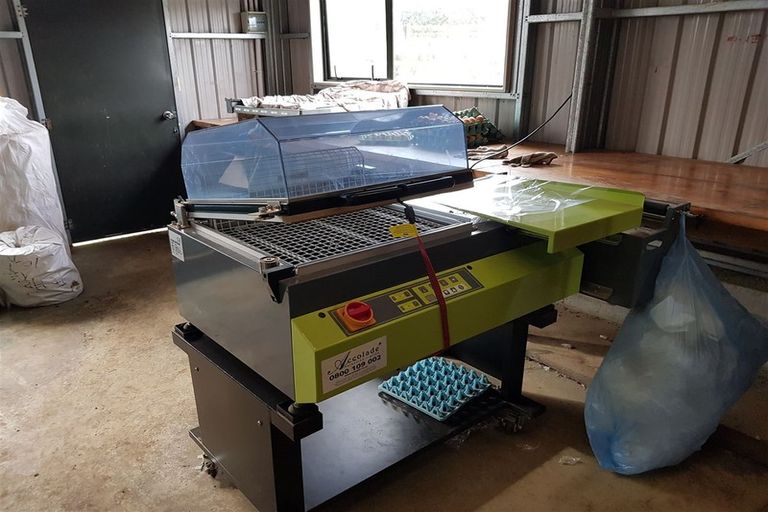 Photo of property in 389 Waiuku Road, Puni, Pukekohe, 2678