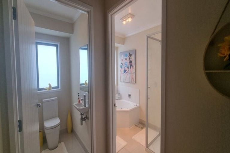 Photo of property in 82 Golden Sands Drive, Papamoa Beach, Papamoa, 3118