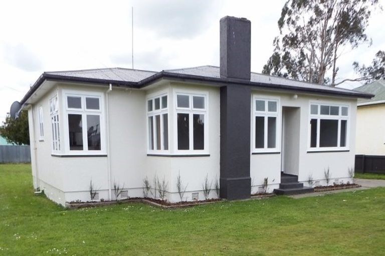 Photo of property in 13 Potaka Street, Marton, 4710