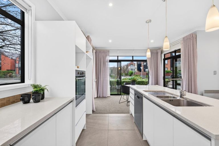 Photo of property in 2 Poaka Road, Hobsonville, Auckland, 0616