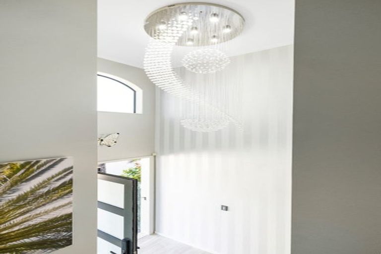 Photo of property in 26a Sunbrae Grove, Mount Maunganui, 3116