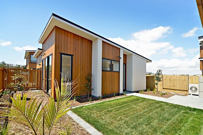 Photo of property in 215 Jack Lachlan Drive, Beachlands, Auckland, 2018