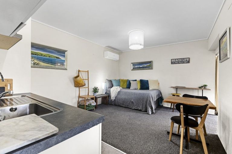 Photo of property in 7 Butlers Lane, Oakura, 4314