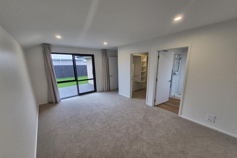 Photo of property in 23 Poipoi Place, Aranui, Christchurch, 8061