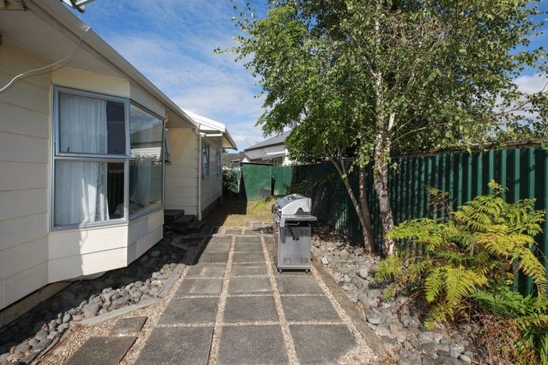 Photo of property in 30b Yeats Crescent, Fairfield, Hamilton, 3214