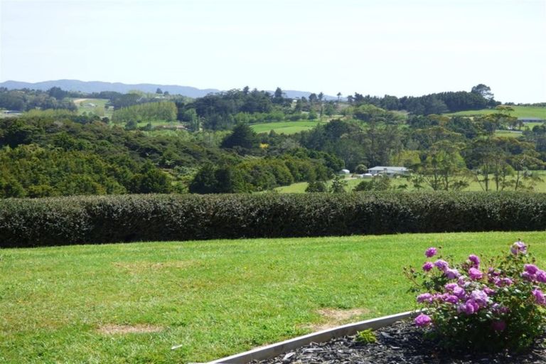 Photo of property in 52 Daniel Parade, Mangawhai, Wellsford, 0975