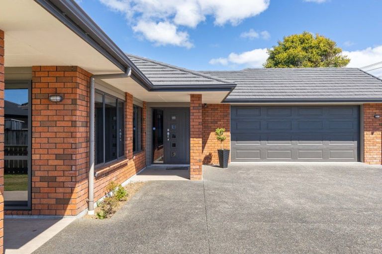 Photo of property in 59 Lismore Street, Merrilands, New Plymouth, 4312