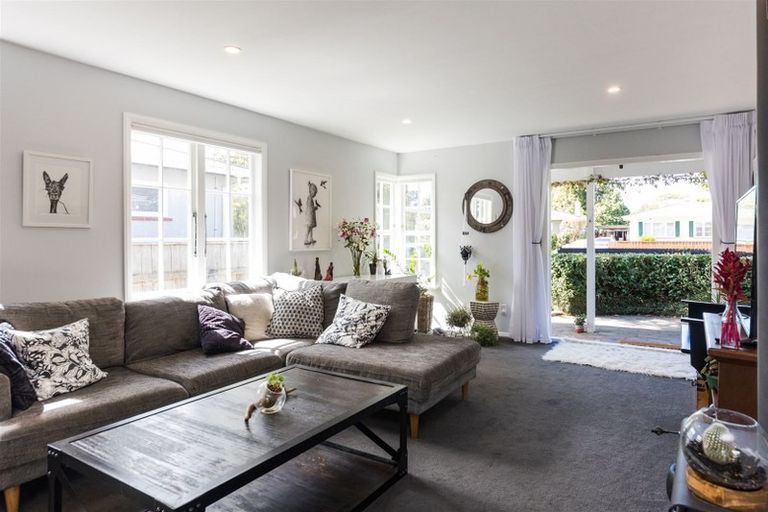 Photo of property in 7 Galway Avenue, Hokowhitu, Palmerston North, 4410