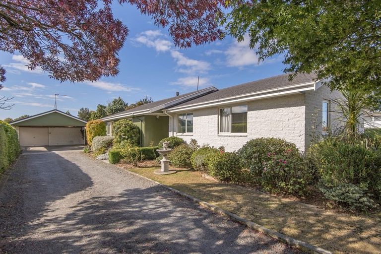 Photo of property in 10 Coleman Place, Darfield, 7510