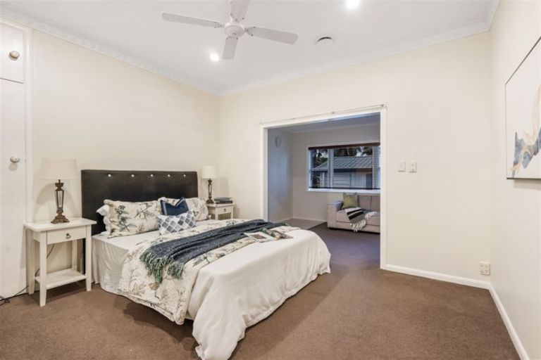 Photo of property in 19 Clevedon Road, Papakura, 2110