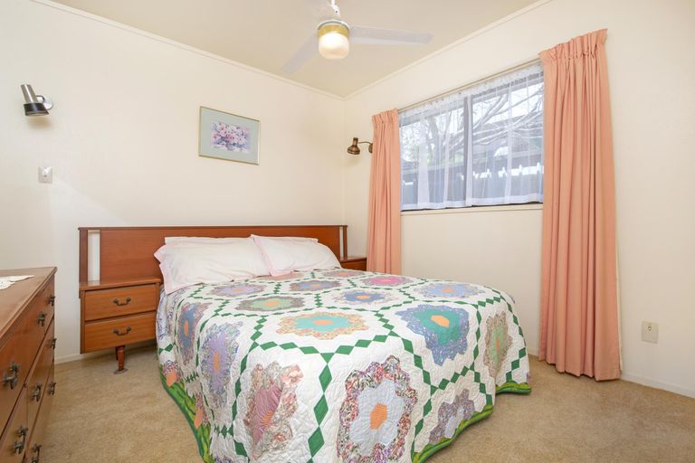 Photo of property in 60 John Gill Road, Shelly Park, Auckland, 2014