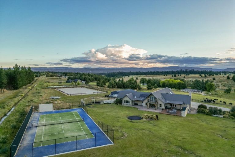 Photo of property in 380 Letts Gully Road, Letts Gully, Alexandra, 9393