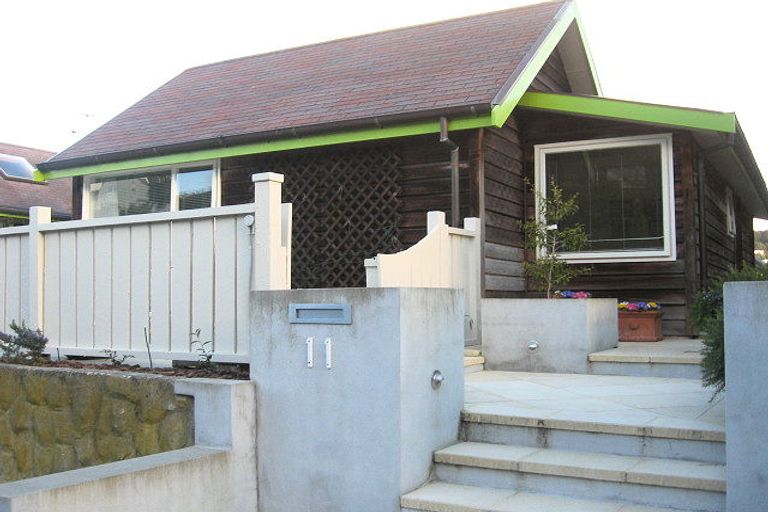 Photo of property in 11 Amapur Drive, Khandallah, Wellington, 6035