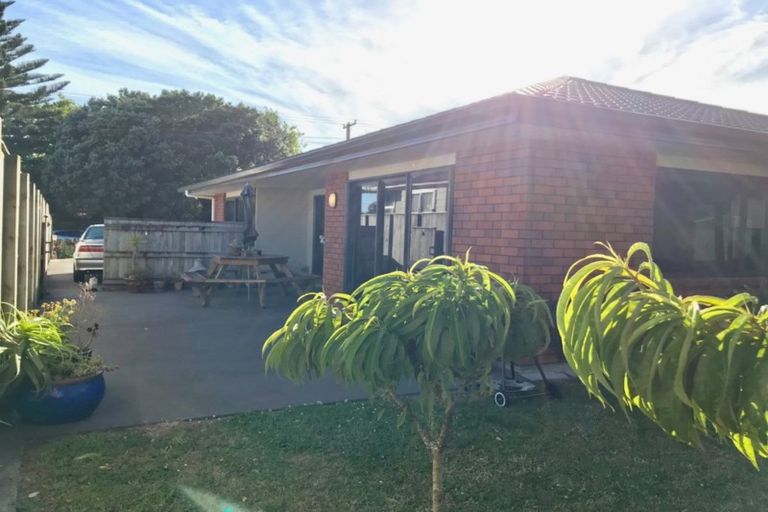 Photo of property in 109 Browne Street, Waitara, 4320