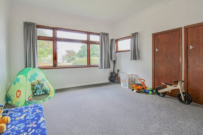 Photo of property in 203 Bath Street, Levin, 5510