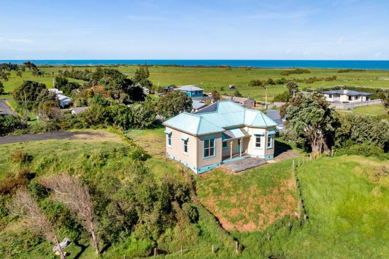 Photo of property in 24 Albany Street, Patea, 4520
