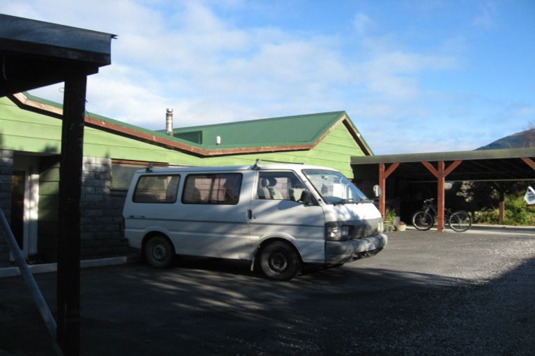 Photo of property in 113 Frankton Road, Queenstown, 9300