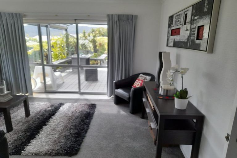 Photo of property in 20 Roseberry Place, Whitianga, 3510