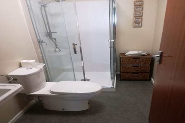 Photo of property in 51 Winston Street, Crofton Downs, Wellington, 6035