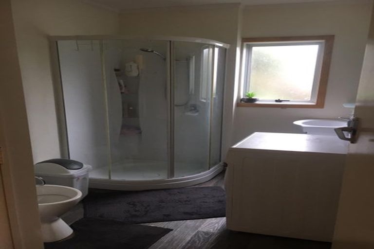 Photo of property in 2a-b Sunflower Way, Johnsonville, Wellington, 6037