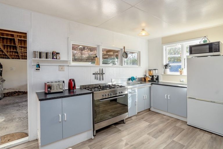 Photo of property in 44 Waite Street, Featherston, 5710