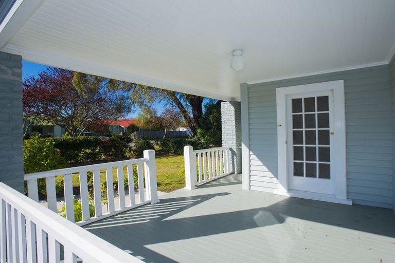 Photo of property in 12 Hinaki Street, Inner Kaiti, Gisborne, 4010