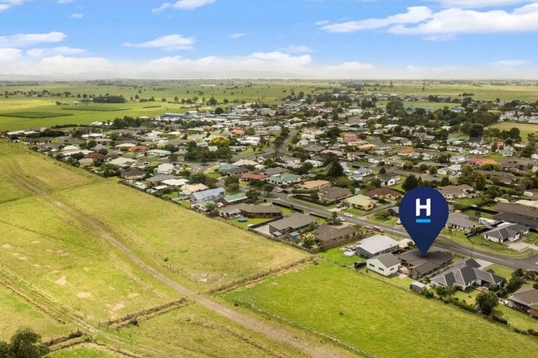 Photo of property in 64 Darlington Street, Ngatea, 3503