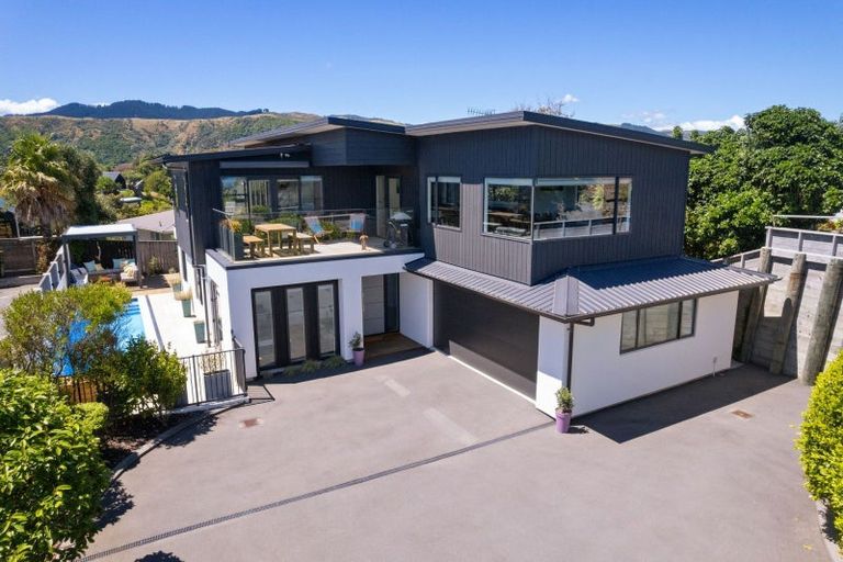 Photo of property in 24 Rosetta Road, Raumati South, Paraparaumu, 5032