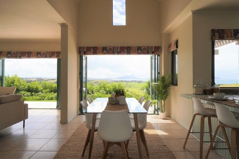 Photo of property in 114 Mountfield Road, Waipu, 0582