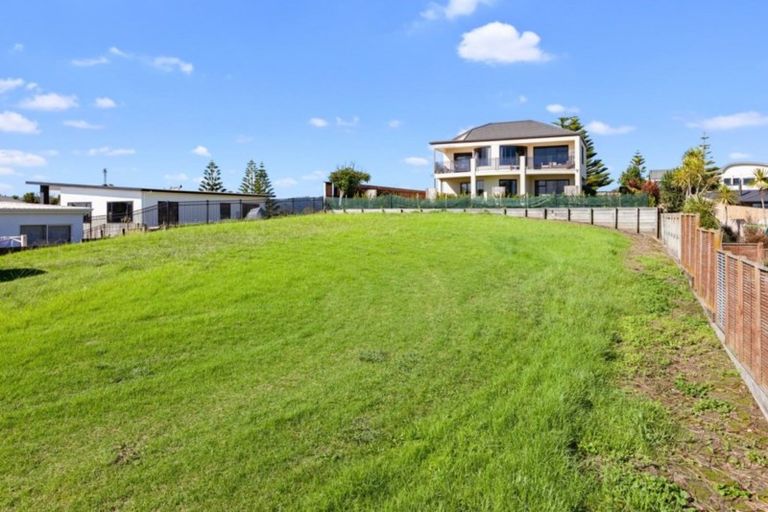 Photo of property in 17 Ocean View Road, Coastlands, Whakatane, 3120