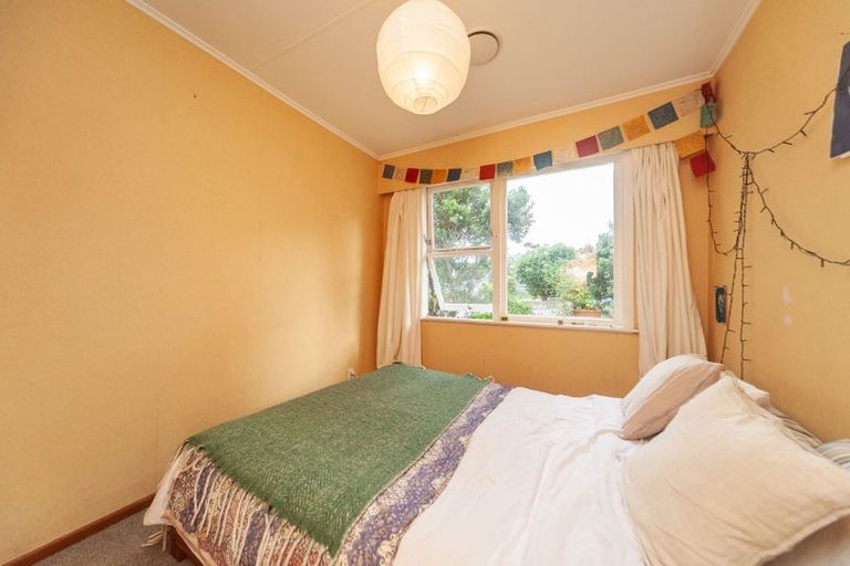 Photo of property in 3 Foyle Street, Island Bay, Wellington, 6023